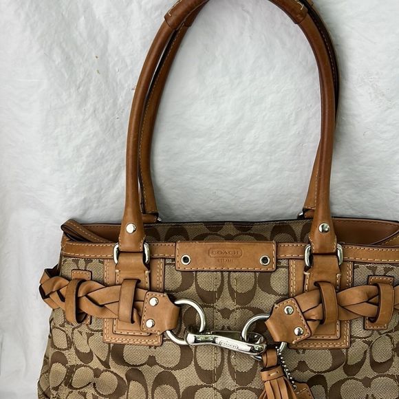 Coach brown signature canvas braided tassel shoulder bag purse - Picture 2 of 13